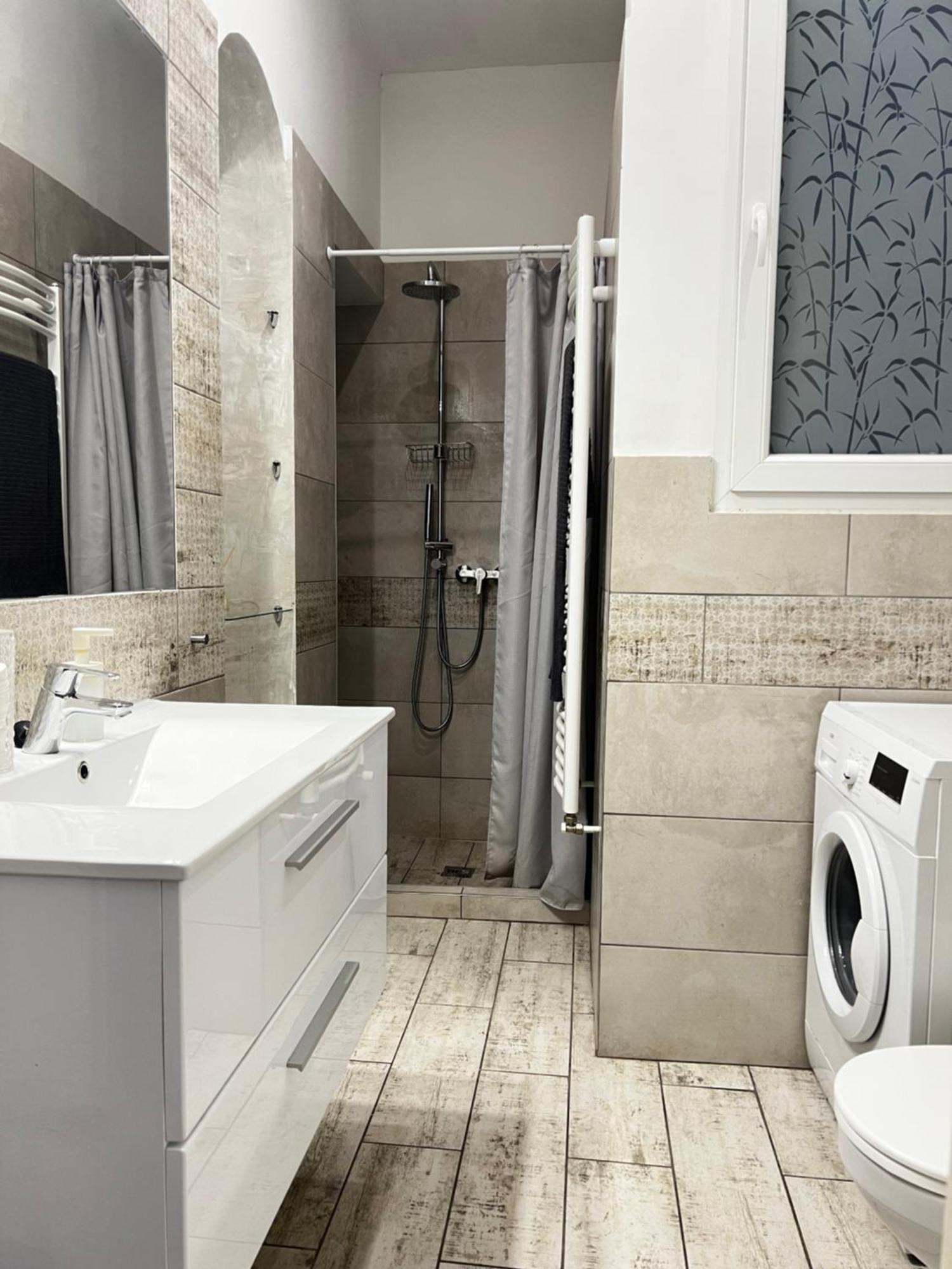 P9 By Small Home בודפשט מראה חיצוני תמונה